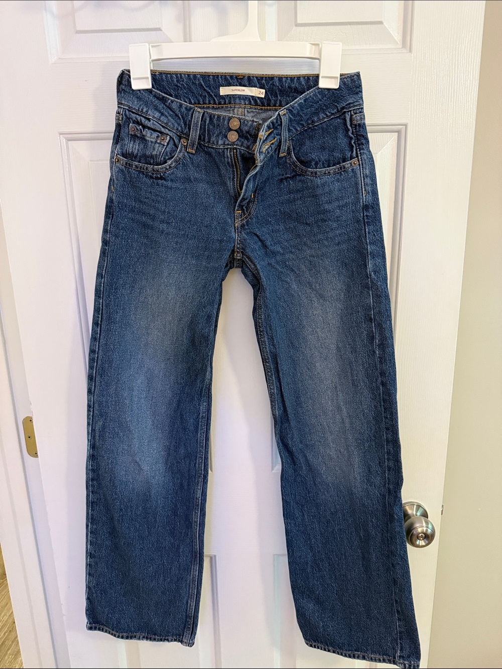 Levi's Women's Straight Leg Jeans in Dark Blue